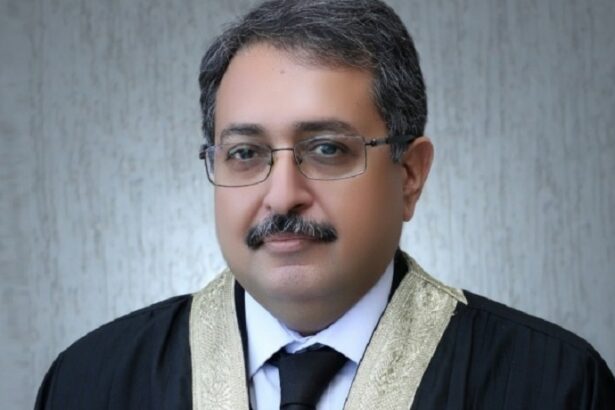 Appointment of Justice Aamer Farooq as IHC Chief Justice has been approved