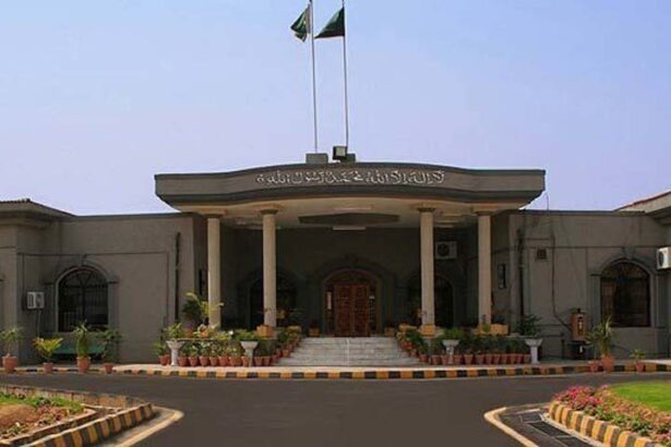 IHC asks for a report on the civil servants living in two official residences