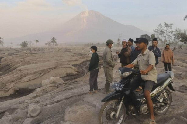 indonesia volcano