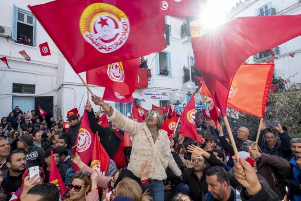 tunisia demonstrations aginst president