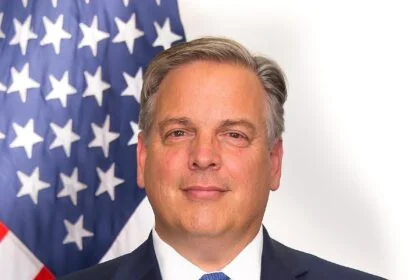 us promises to provide pakistan with cutting edge